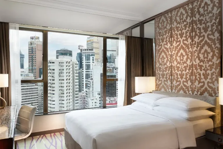 Stay & Upgrade Offer - Up to 32% OFF